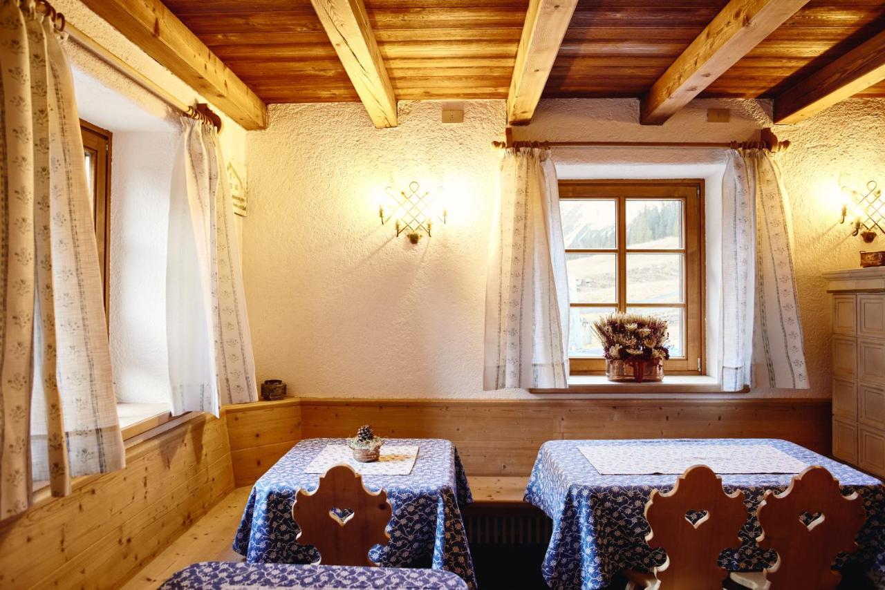 Rifugio Malga Ra Stua Villa Cortina dʼAmpezzo Exteriör bild