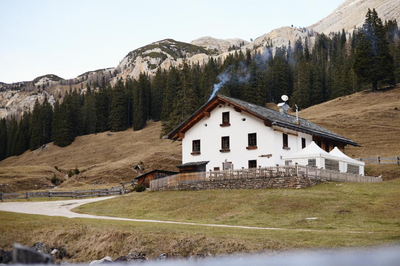 Rifugio Malga Ra Stua Villa Cortina dʼAmpezzo Exteriör bild
