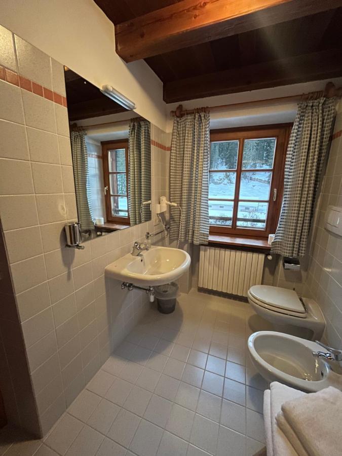 Rifugio Malga Ra Stua Villa Cortina dʼAmpezzo Exteriör bild